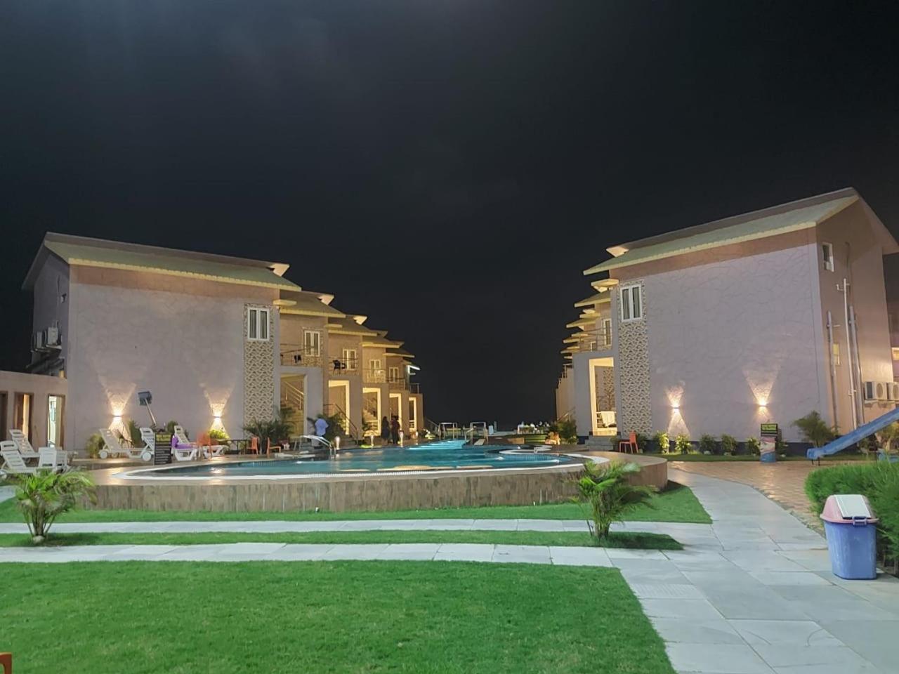 Parth King Beach Resort Mandarmani Esterno foto